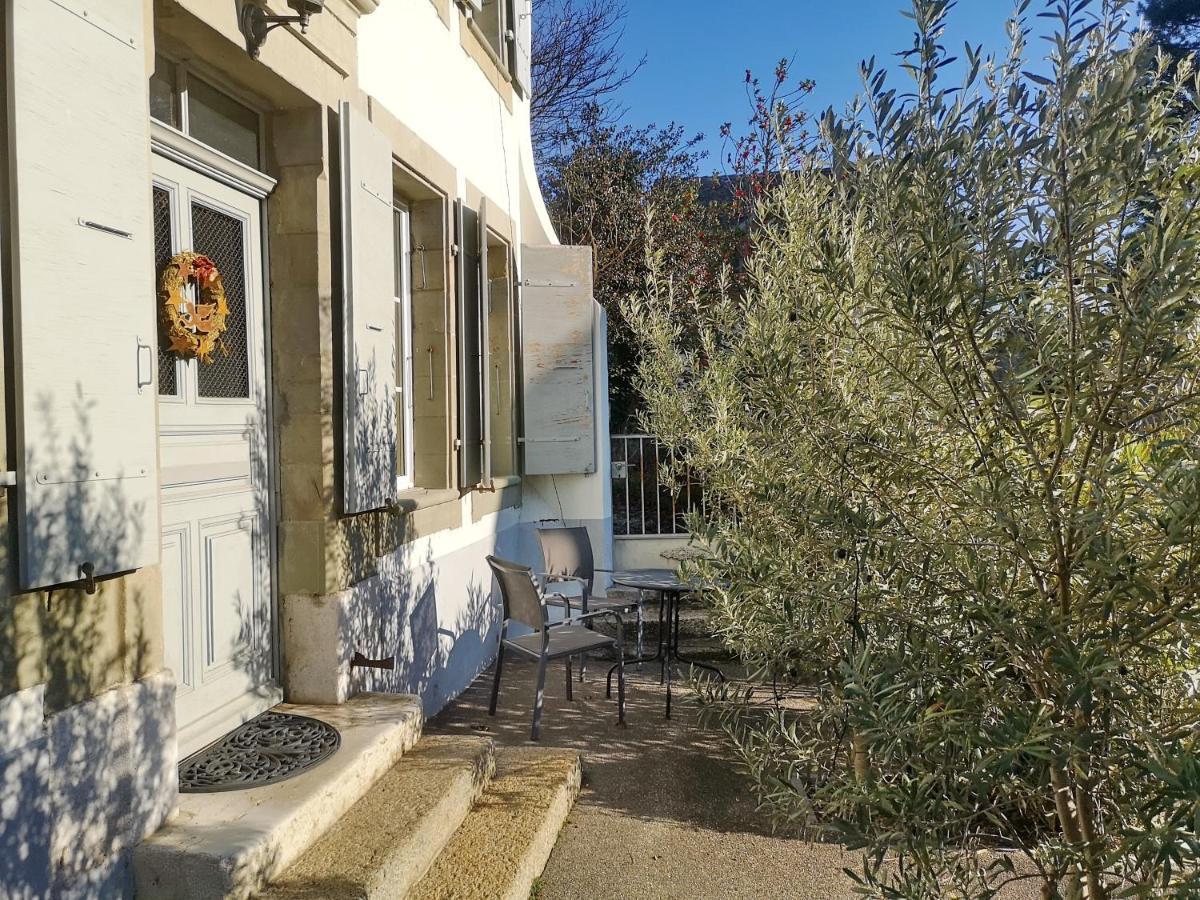 Le Cinquante Quatre Apartment Perroy Exterior photo